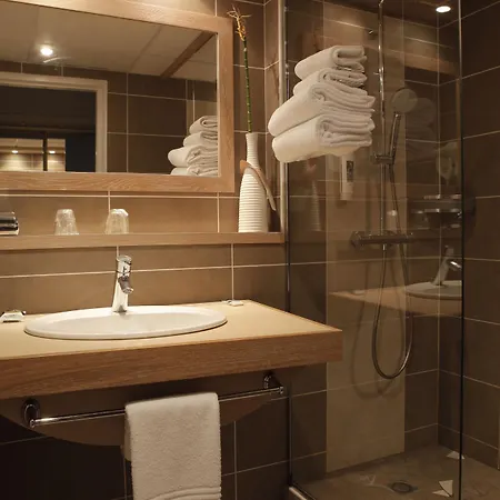 Hotel Mercure Lyon 4*