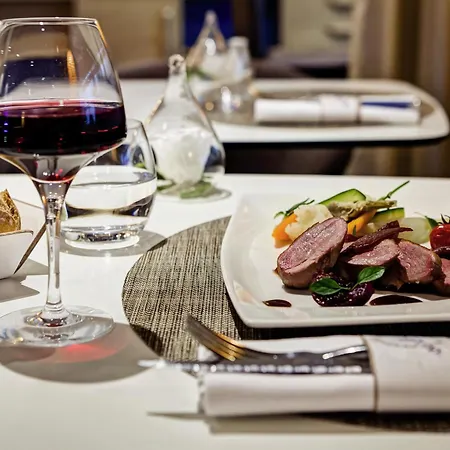 Mercure Lyon 4*