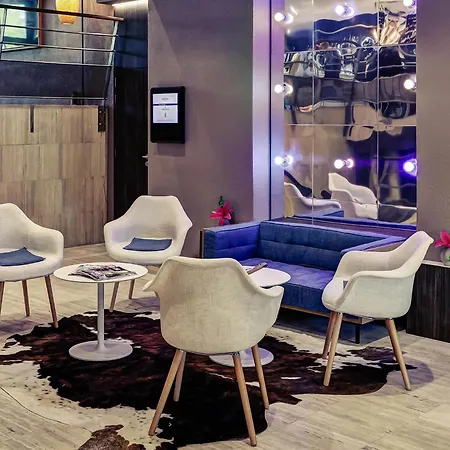 Mercure Lyon מלון 4*
