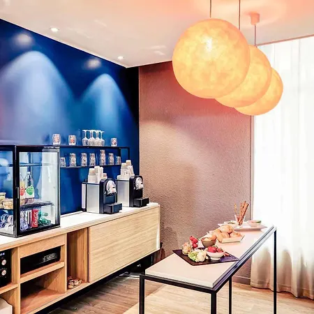 מלון Mercure Lyon 4*